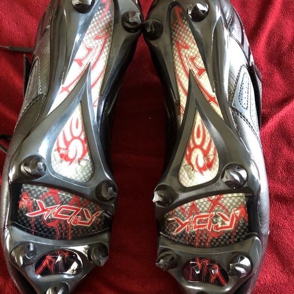 NWT Reebok Mens Cleats sz 11 - Picture 4 of 7